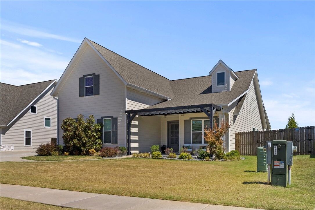 Property Photo:  2711 20th Place  AR 72758 
