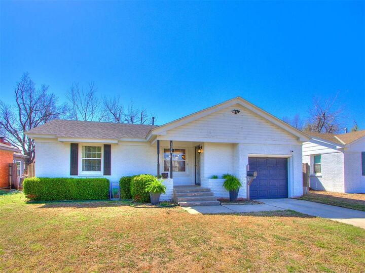 Property Photo:  1614 Oxford Way  OK 73120 