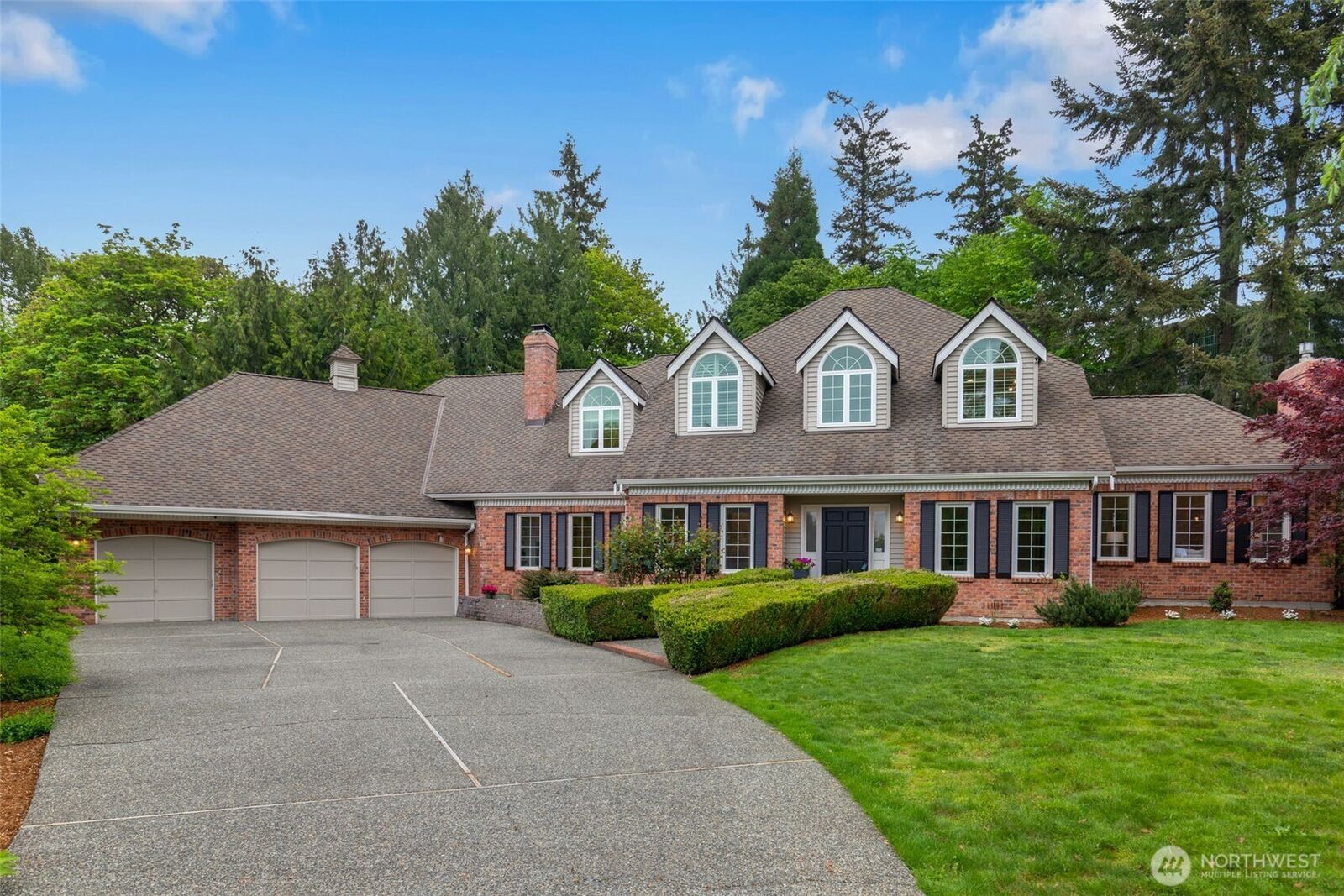 Property Photo: 23837 SE 45th Street WA 98029