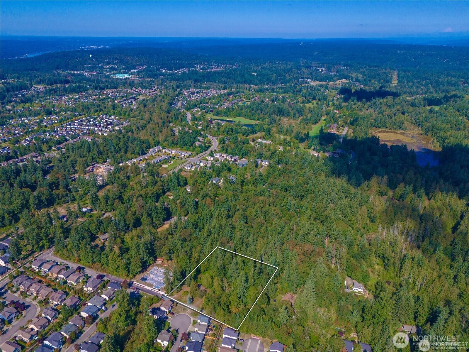 Property Photo:  25010 SE 17th Street  WA 98075 