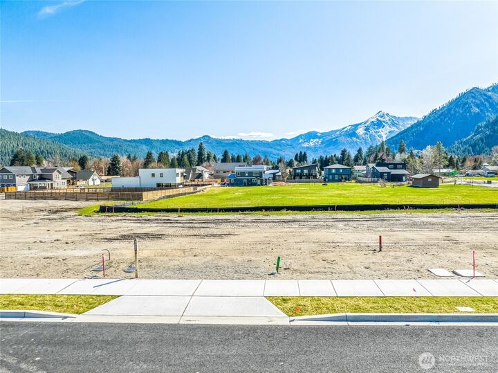 Property Photo:  127  Alpenglow Drive  WA 98826 