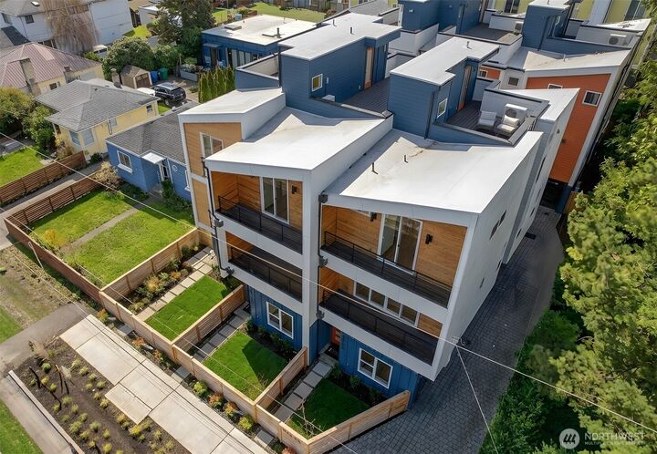 Property Photo: 9020 13th Avenue NW B WA 98117