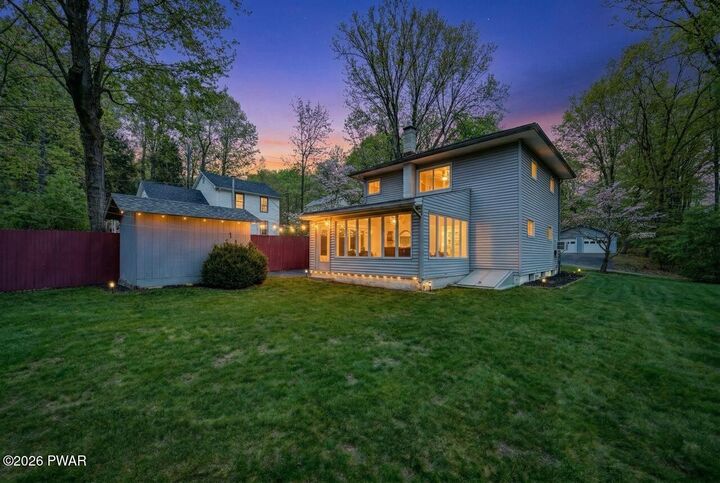 Property Photo:  211 Spruce Street  PA 18428 