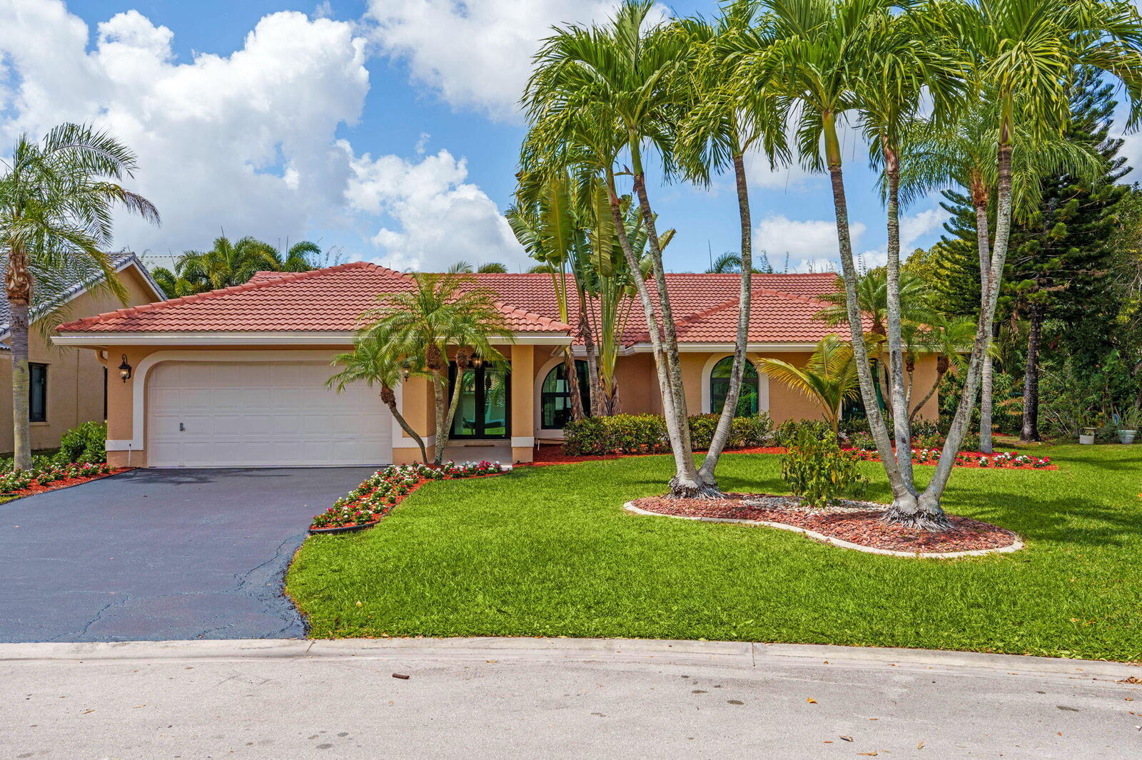 Property Photo:  5260 NW 98th Lane  FL 33076 