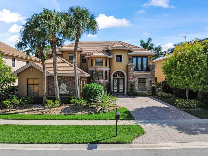 Property Photo: 10376 Trianon Place FL 33449