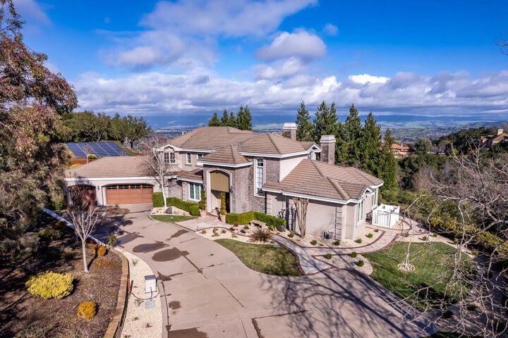 Property Photo: 130 Sierra Azule CA 95032