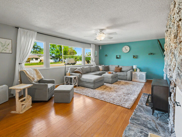 Property Photo:  1005 Grissom Court  CA 96002 