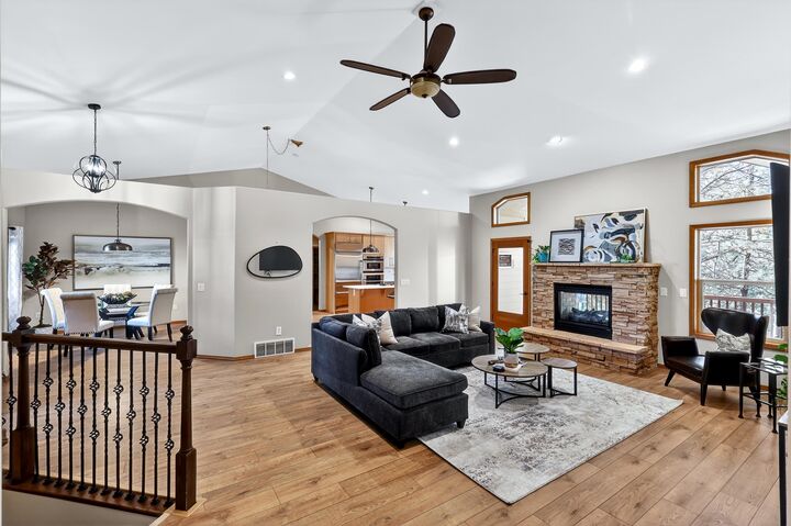 Property Photo: 13906 E 39th Ln WA 99037