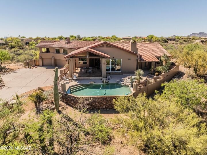 Property Photo:  12107 N Sliding Rock Place  AZ 85755 