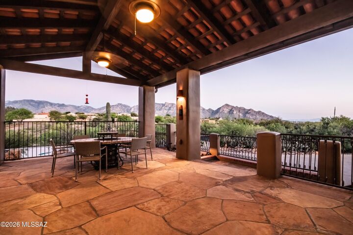 Property Photo:  12107 N Sliding Rock Place  AZ 85755 
