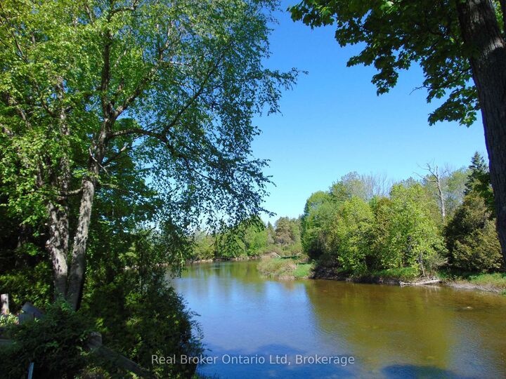 Property Photo: 16 Twin River Drive N ON N0H 2T0