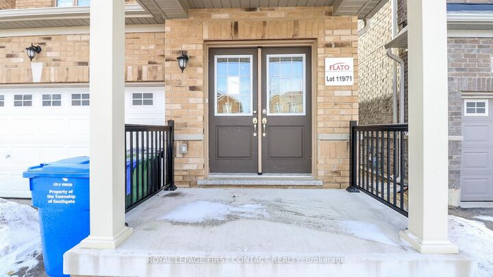 Property Photo: 142 Seeley Avenue ON N0C 1B0
