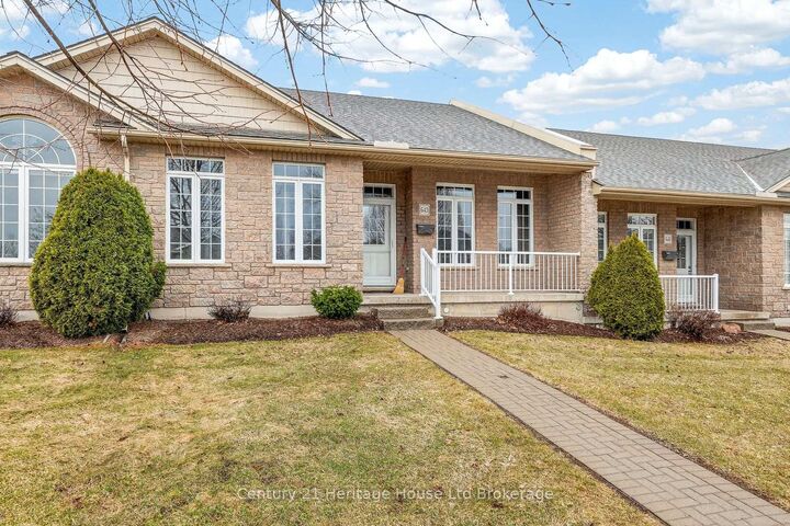 Property Photo:  643 Southwood Way  ON N4S 9A6 