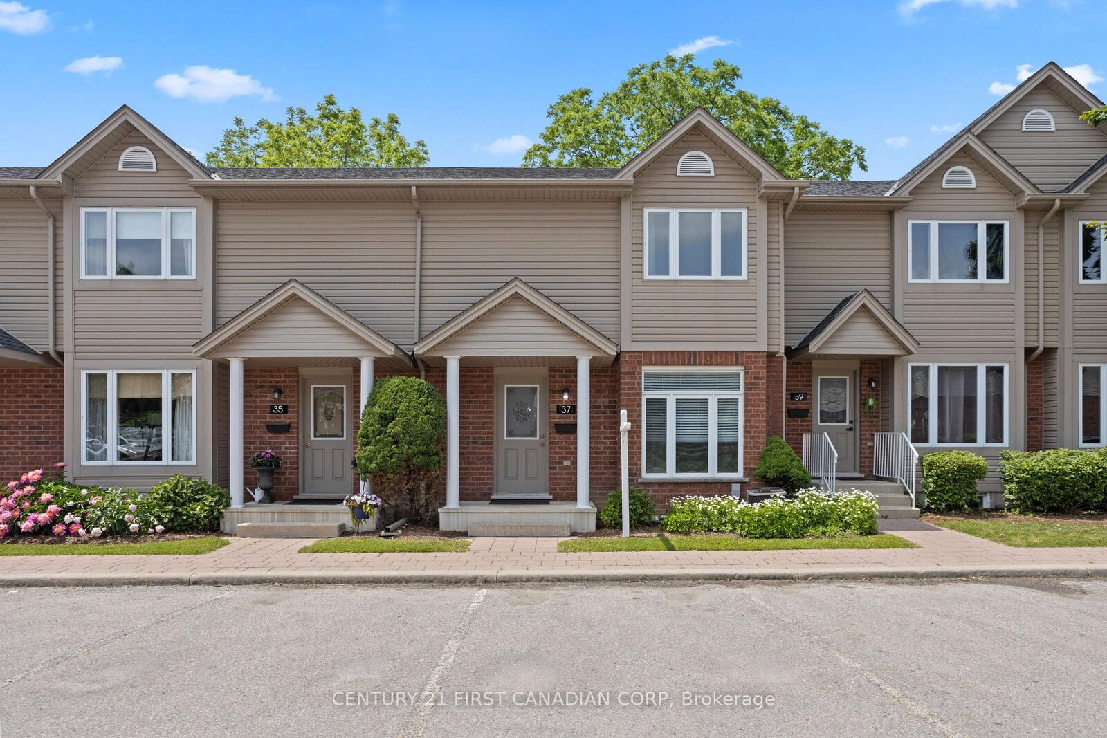 Property Photo:  1921 Father Dalton Avenue 37  ON N5X 4S1 