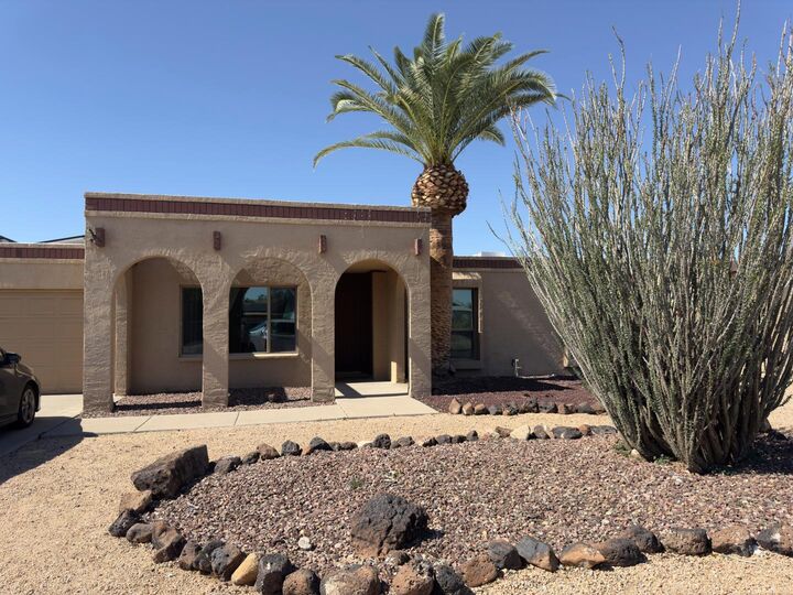 Property Photo: 17046 N 37th Avenue AZ 85308
