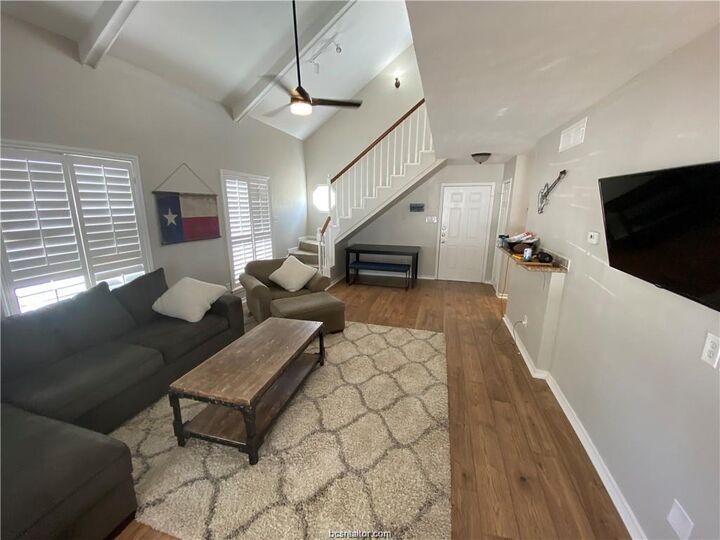 Property Photo: 300 Cooner Street TX 77840