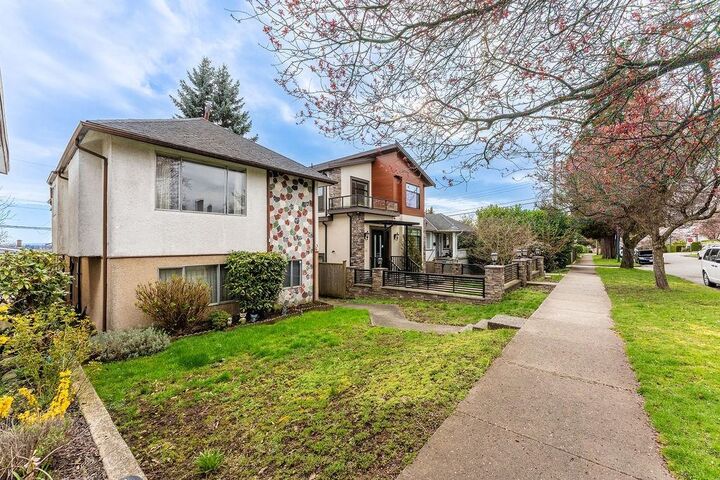 Property Photo: 36 E 60th Avenue BC V5X 1Z6