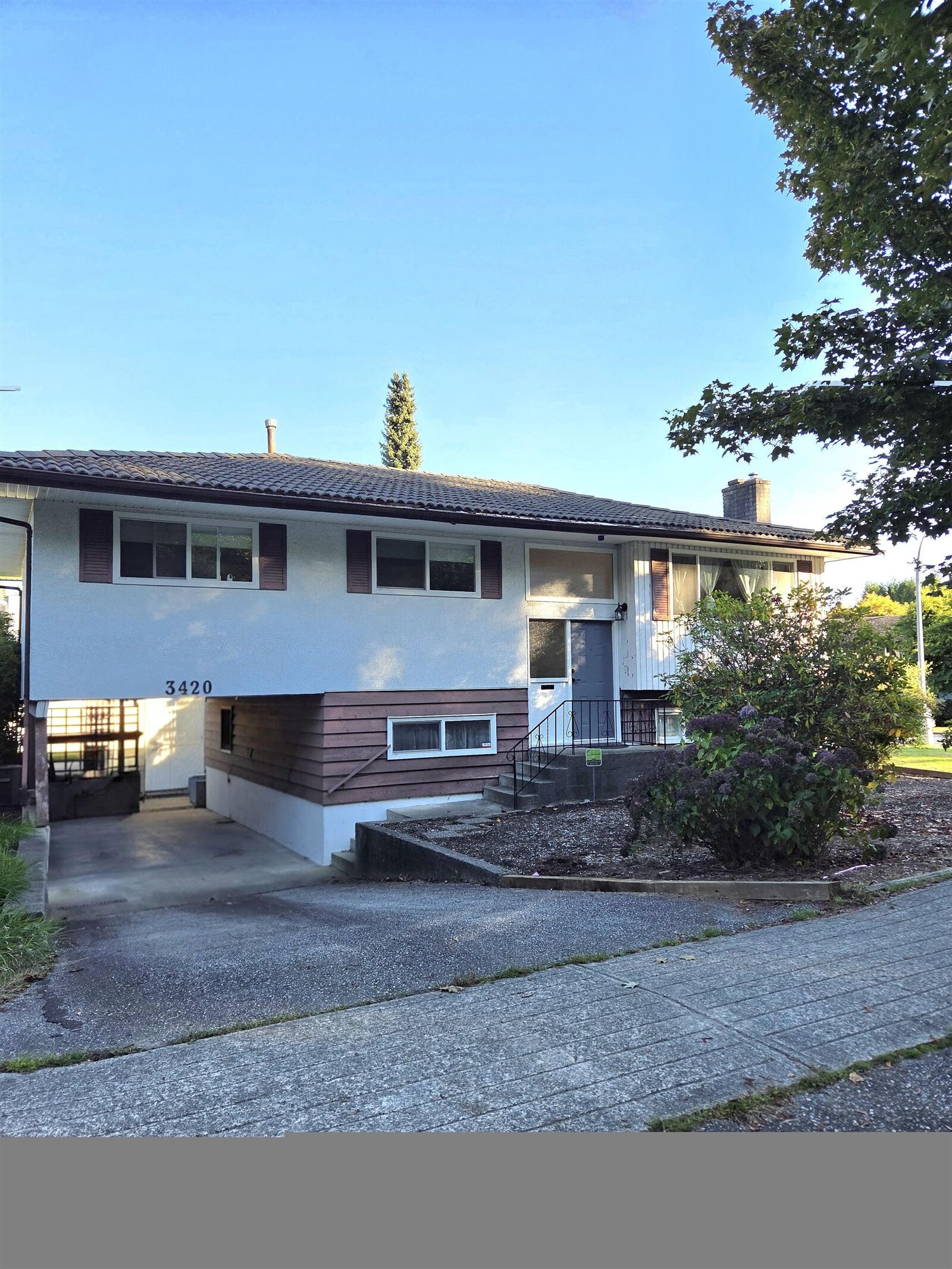 Property Photo:  3420 Shaughnessy Street  BC V3B 5G9 