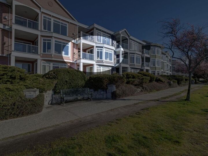 Property Photo: 5470 Inlet Avenue 205 BC V7Z 0H4