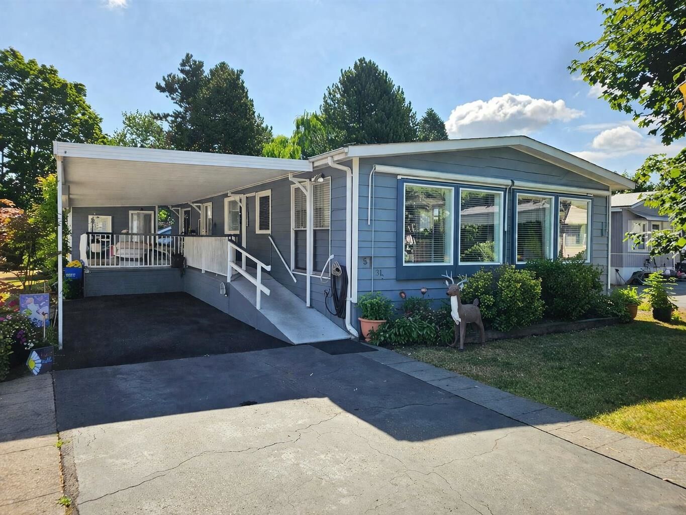 Property Photo: 145 King Edward Street 31 BC V3K 6L2