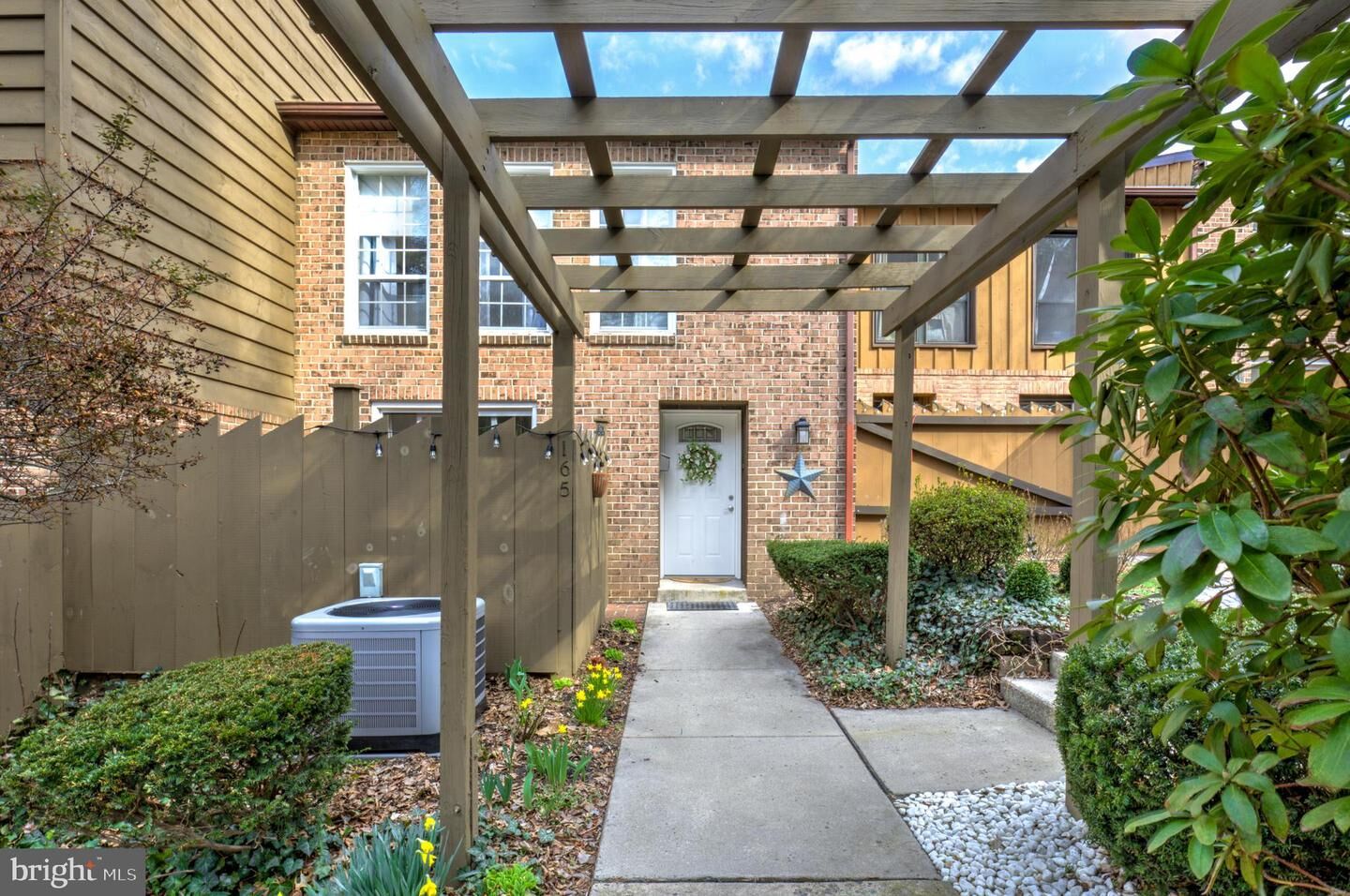 Property Photo: 165 Oakmont Court PA 19607