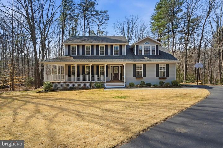 Property Photo:  1050 Picture Drive  MD 20685 