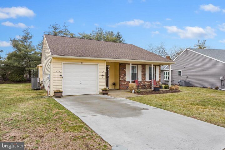 Property Photo:  29 Fireside Circle  NJ 08022 