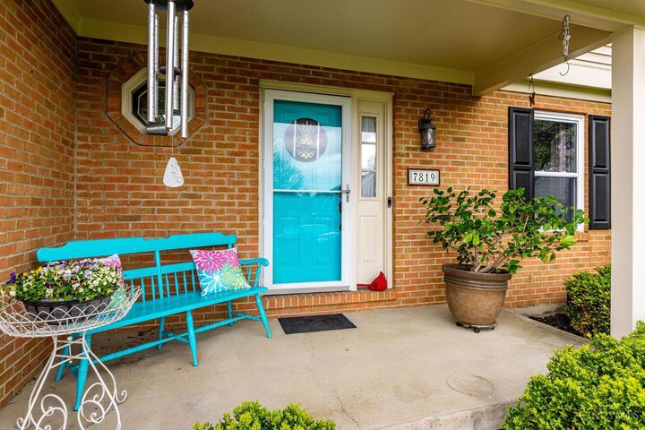 Property Photo:  7819 Moatbridge Court  OH 45069 