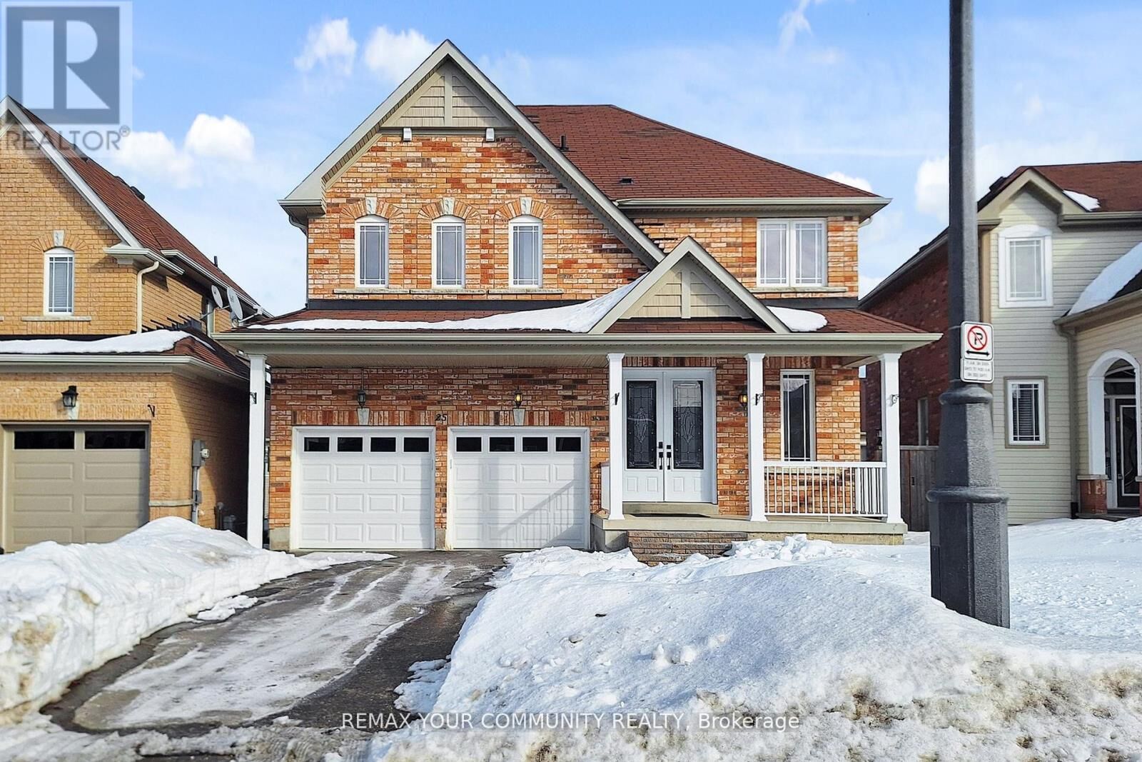 Property Photo:  25 Bache Avenue  ON L4P 0C7 