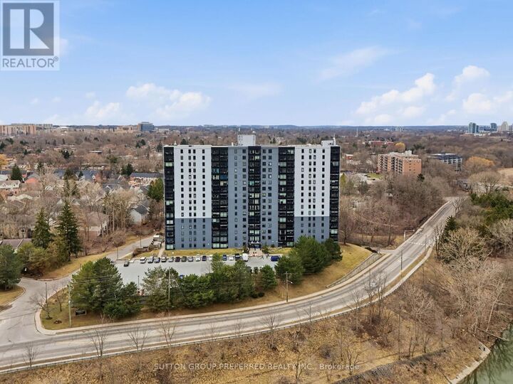 Property Photo:  45 Pond Mills Road 1615  ON N5Z 4W5 