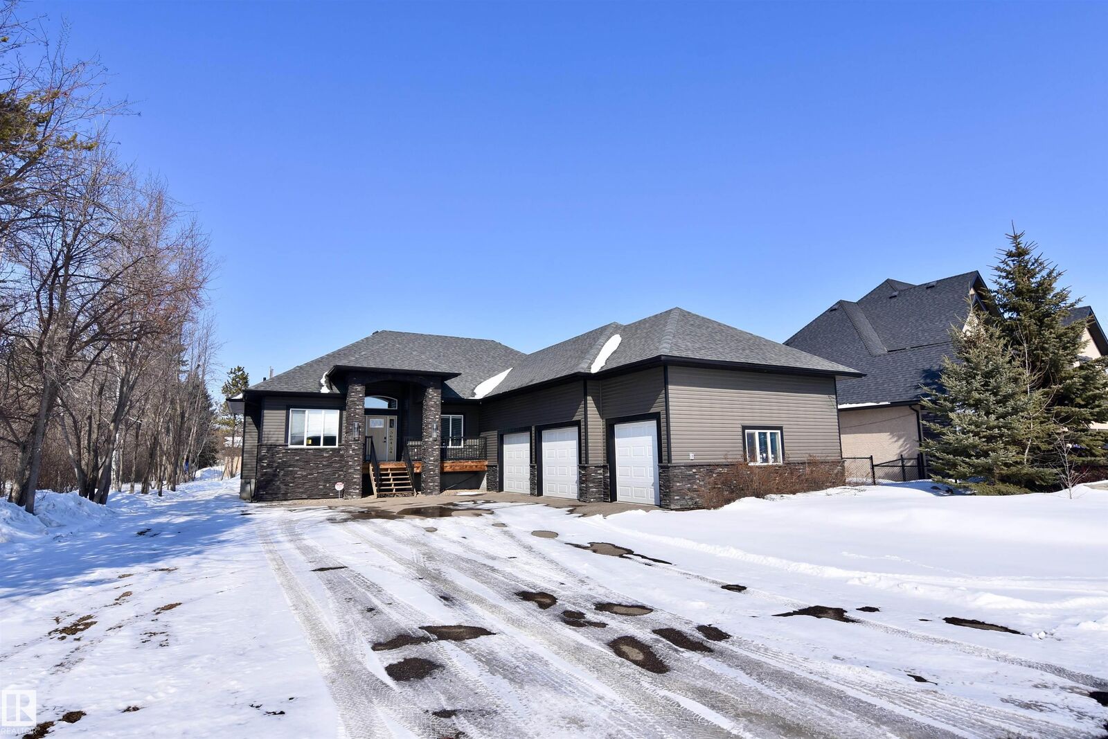 Property Photo:  5604 54 Avenue  AB T0A 3A1 