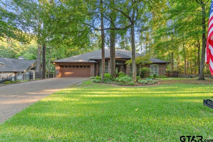 Property Photo:  1620 Brookhollow Drive  TX 75771 