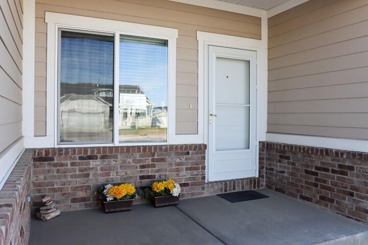 Property Photo:  1381 W 3225 S  UT 84302 