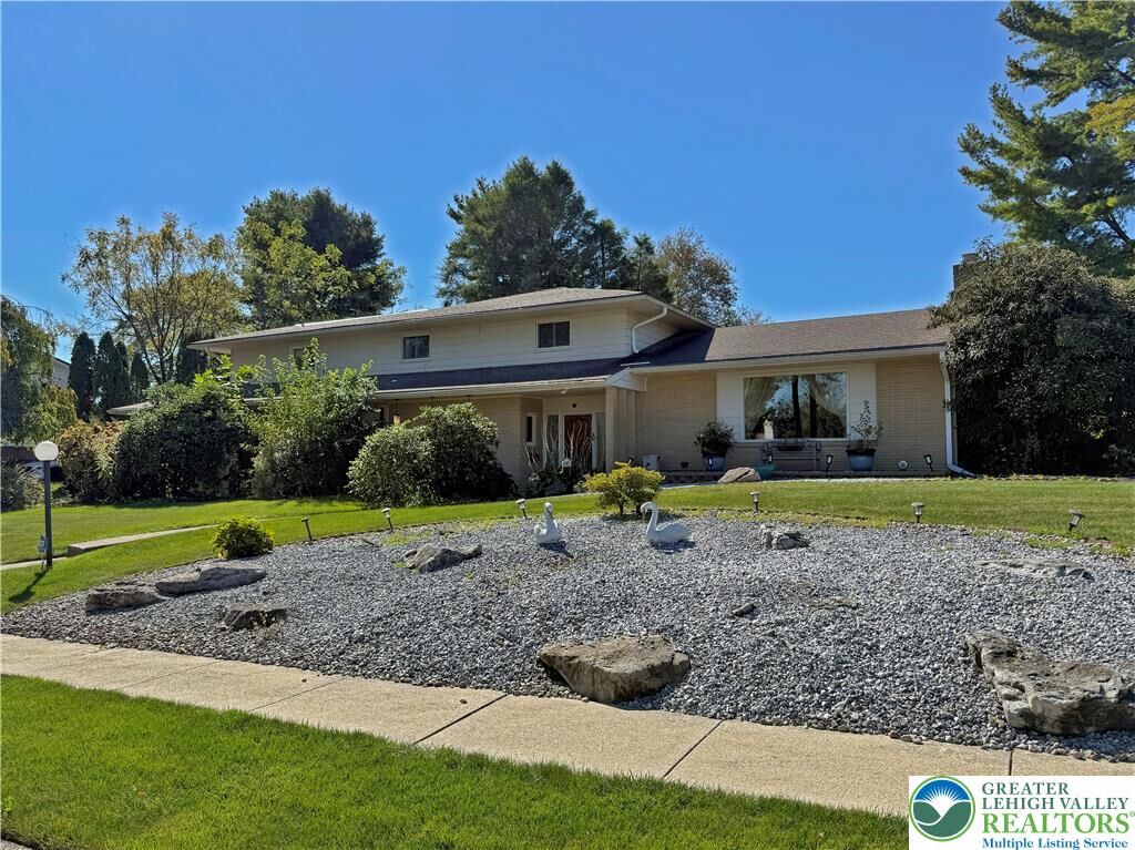 Property Photo:  1048 N 27th Street  PA 18104 