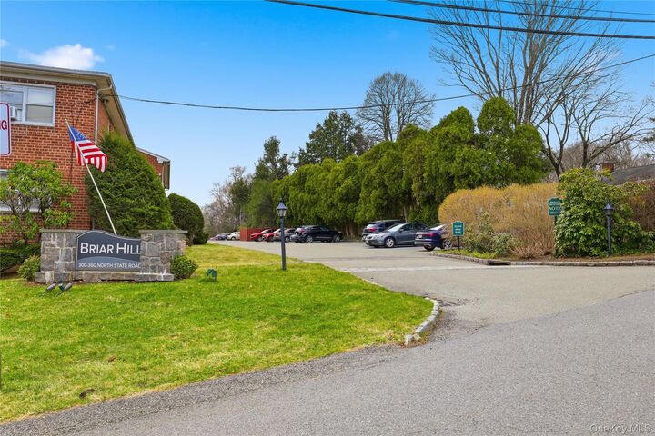 Property Photo: 352 N State Road 1H NY 10510