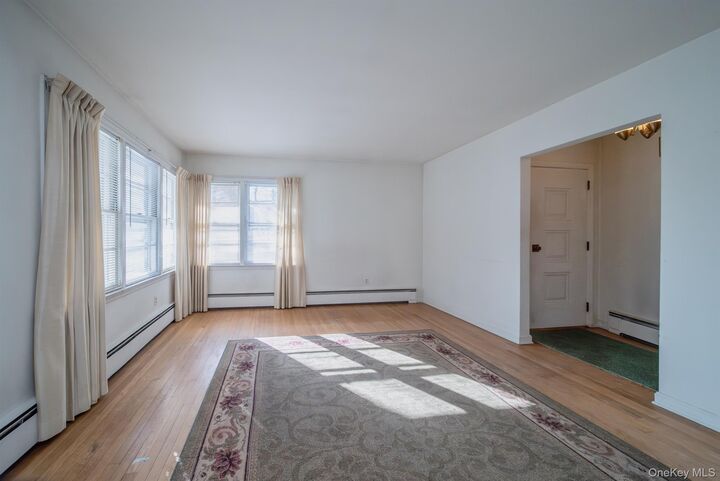 Property Photo:  272 E Chester Street  NY 12401 