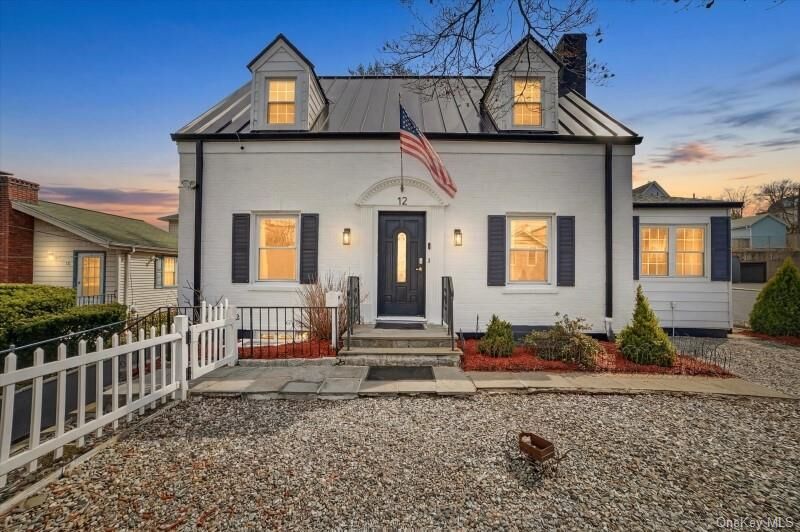 Property Photo:  12 N Lawn Avenue  NY 10523 