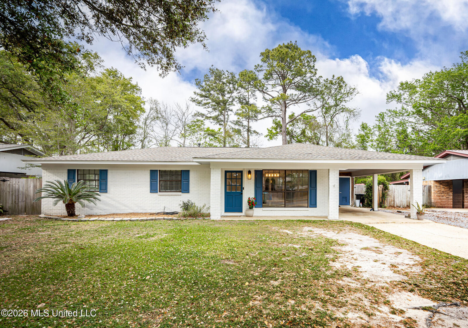 Property Photo: 2808 Lawnwood Drive MS 39564