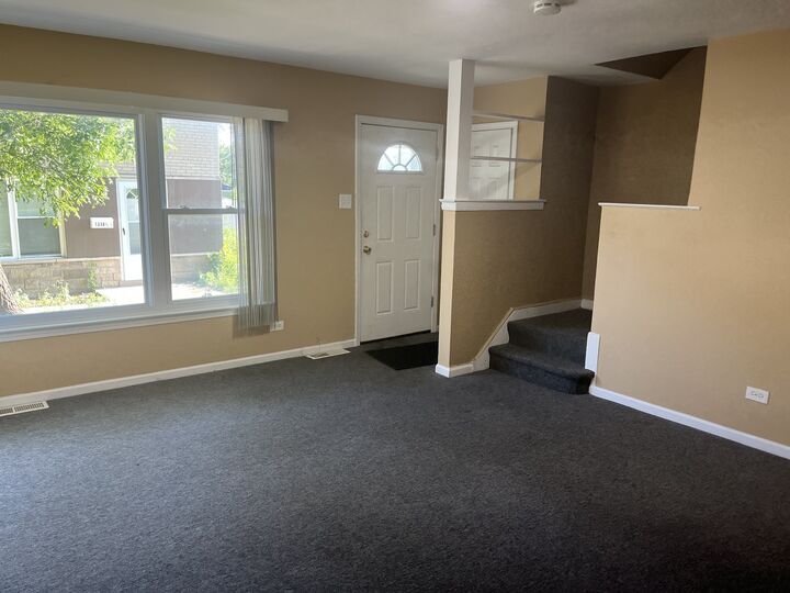 Property Photo:  1332 Wentworth Avenue  IL 60409 