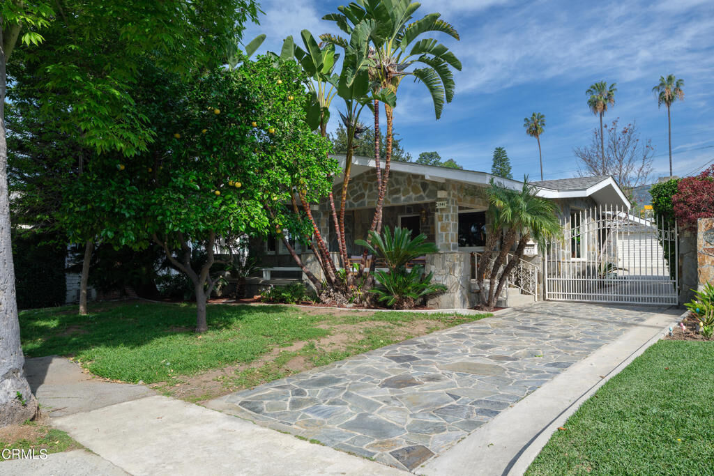 Property Photo: 1541 Chickasaw Avenue CA 90041