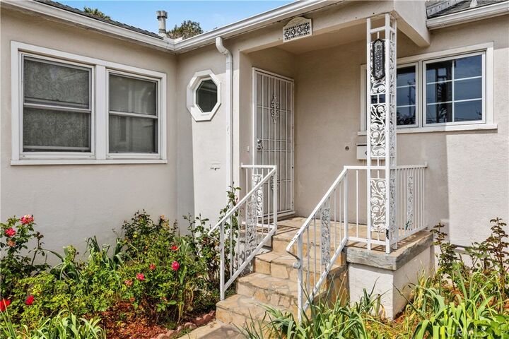 Property Photo:  5339 Thornburn Street  CA 90045 