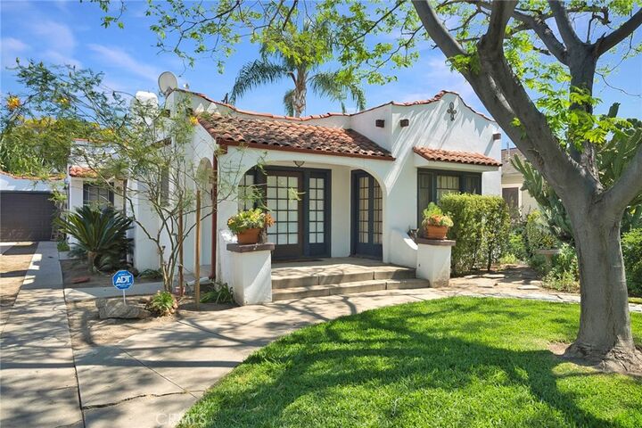 Property Photo:  208 N Cornell Ave  CA 92831 