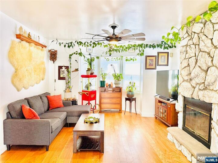 Property Photo:  22 Church Street  NJ 07110 