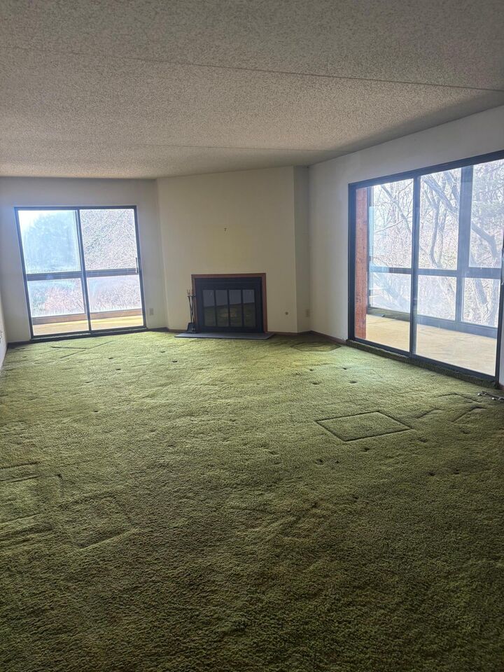 Property Photo:  1700 Lexington Avenue S 403  MN 55118 