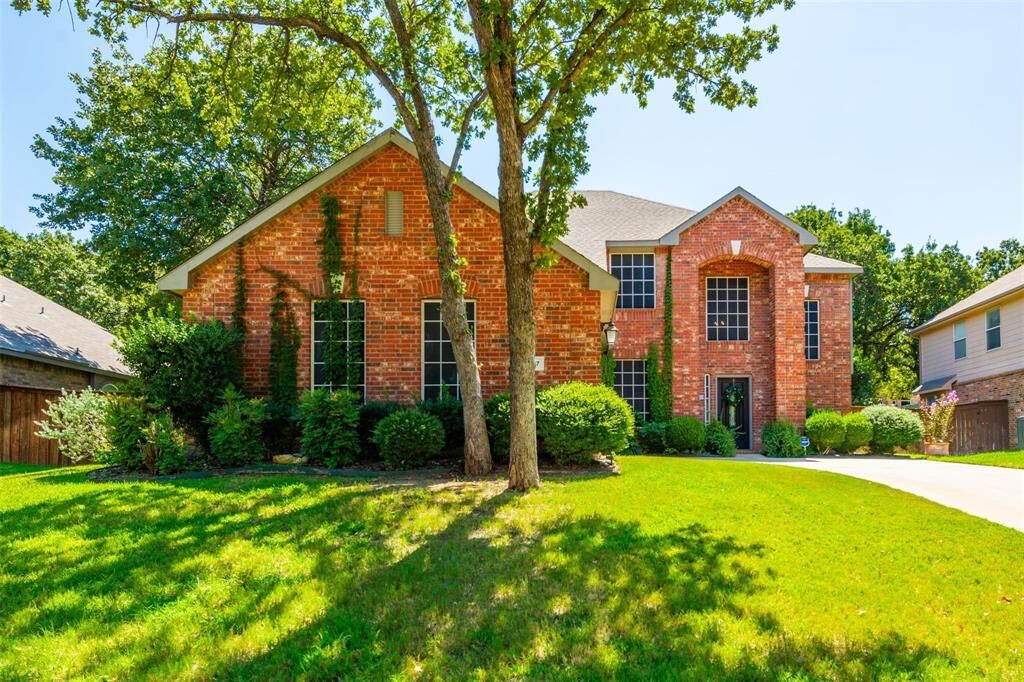 Property Photo:  1417 Wilderness Trail  TX 76036 