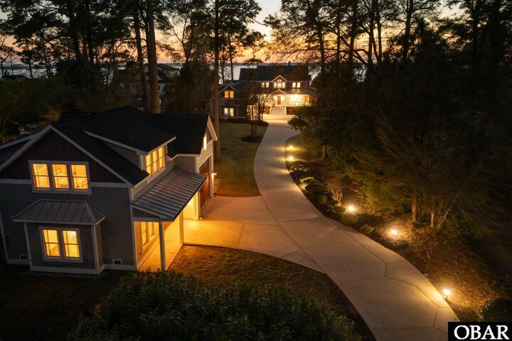 Property Photo: 1044 Martins Point Road NC 27949