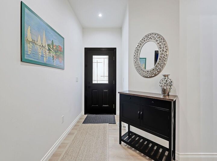 Property Photo:  1627 Montrose Terrace SE  AB T1V 0B5 