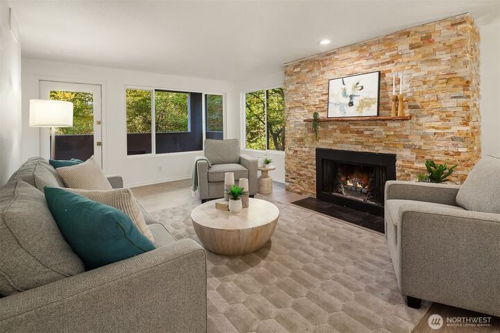 Property Photo:  17417  Ashworth Avenue N 203  WA 98133 
