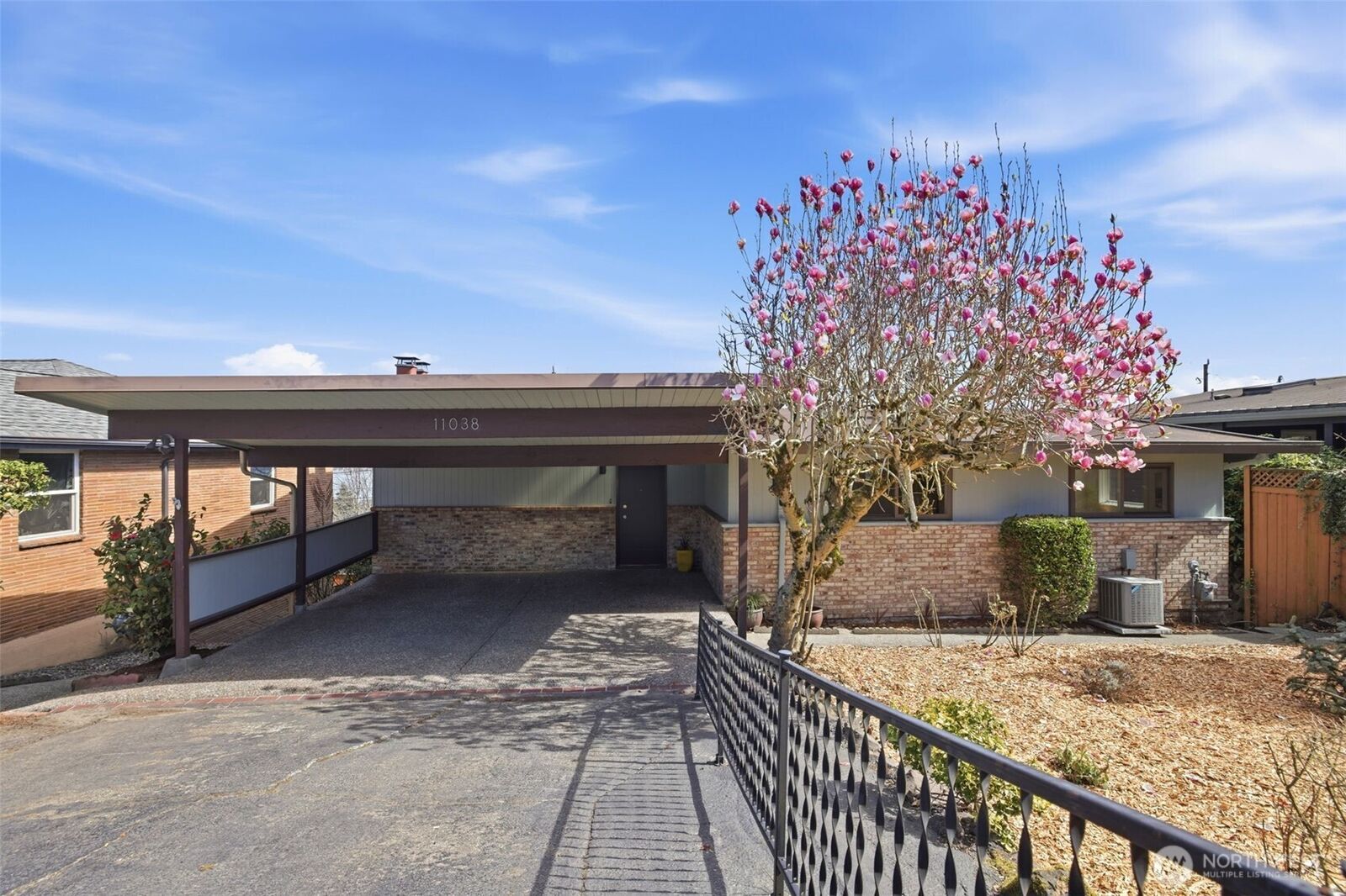 Property Photo:  11038  Auburn Avenue S  WA 98178 