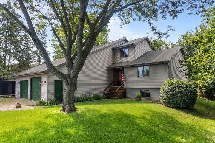 Property Photo:  419 Maple Lane  WI 54956 